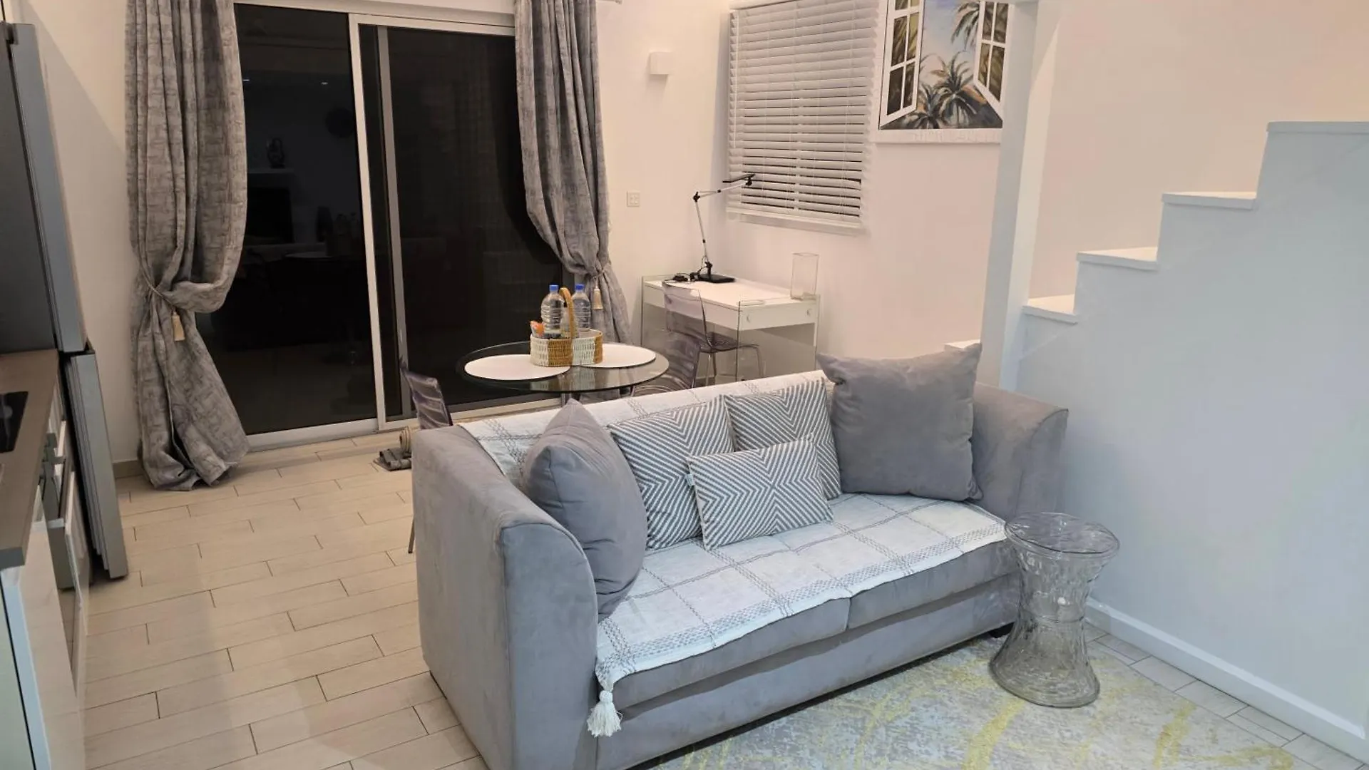Апартаменты Bayview Designer Loft St. George's Гренада