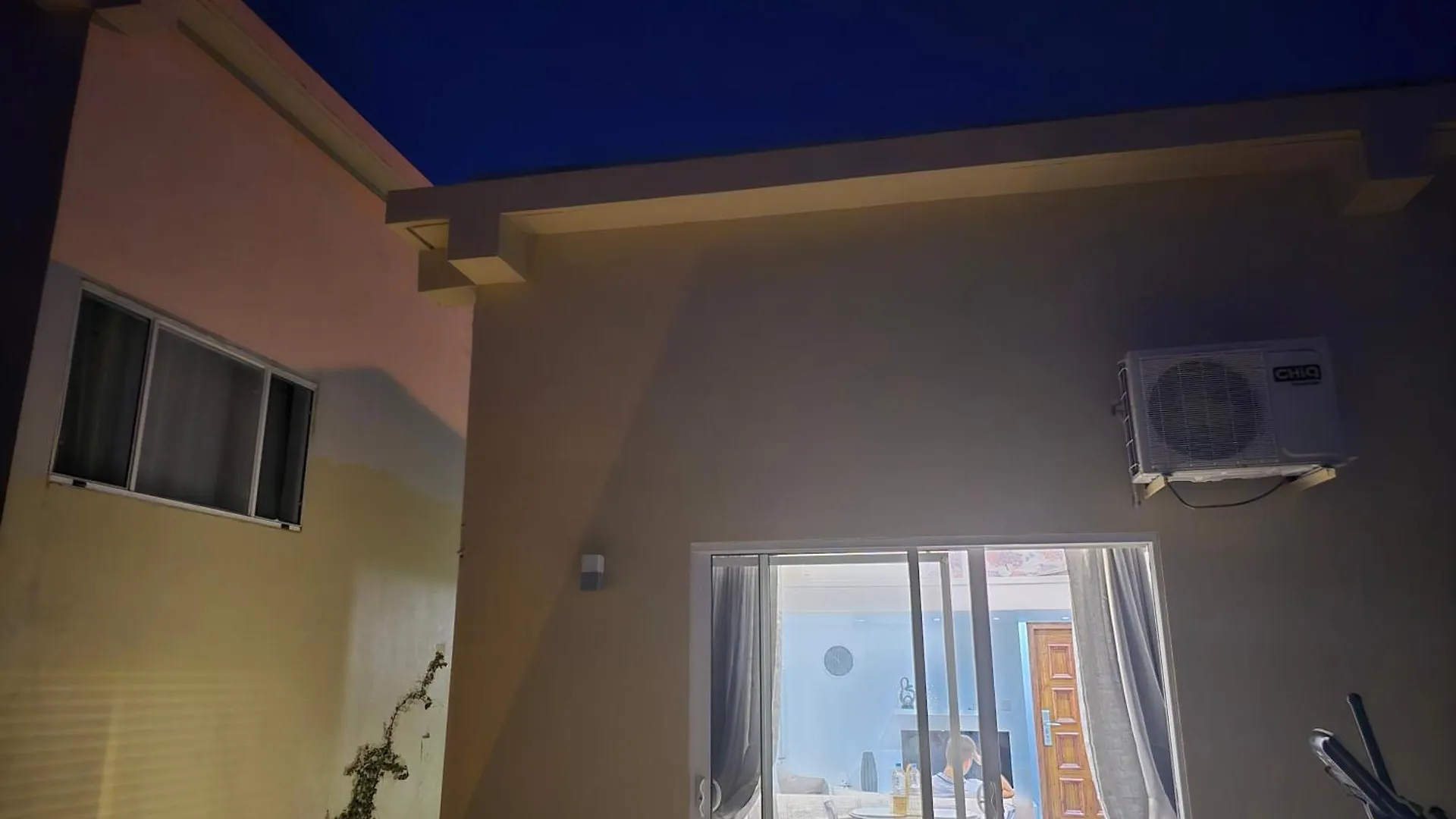 شقة Bayview Designer Loft St. George's